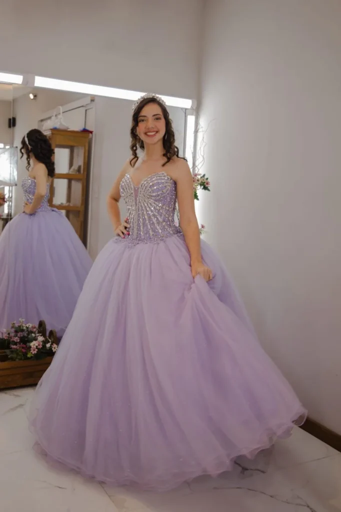 Vestido de Debutante DEB - 054