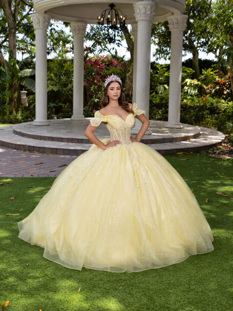 Vestido de Debutante DEB - 083